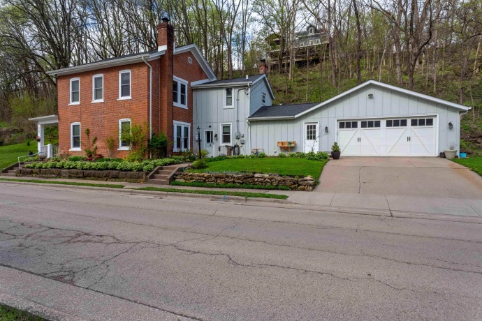 502 Dewey, GALENA, Illinois 61036, 3 Bedrooms Bedrooms, ,1 BathroomBathrooms,House,For Sale,Dewey,202502204