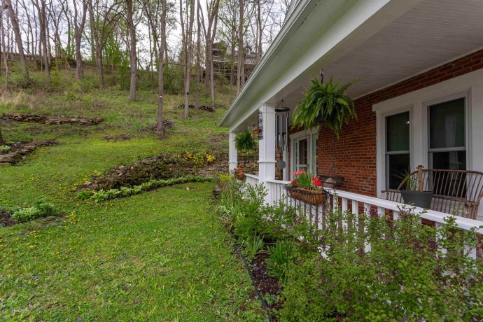 502 Dewey, GALENA, Illinois 61036, 3 Bedrooms Bedrooms, ,1 BathroomBathrooms,House,For Sale,Dewey,202502204