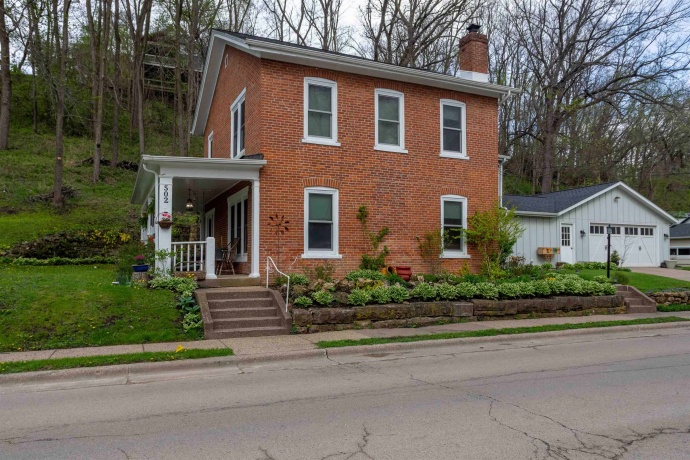 502 Dewey, GALENA, Illinois 61036, 3 Bedrooms Bedrooms, ,1 BathroomBathrooms,House,For Sale,Dewey,202502204