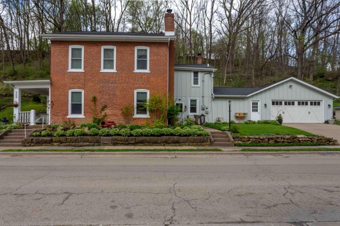 502 Dewey, GALENA, Illinois 61036, 3 Bedrooms Bedrooms, ,1 BathroomBathrooms,House,For Sale,Dewey,202502204