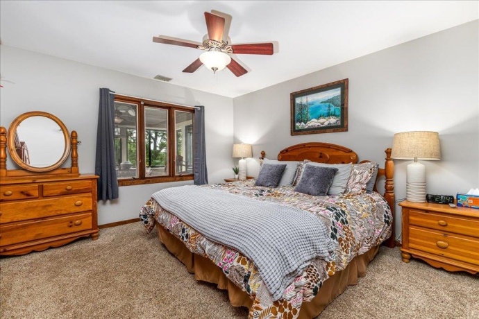 B2 Long Bay Point, GALENA, Illinois 61036, 1 Bedroom Bedrooms, ,1 BathroomBathrooms,Condominium,For Sale,Long Bay Point,202502274