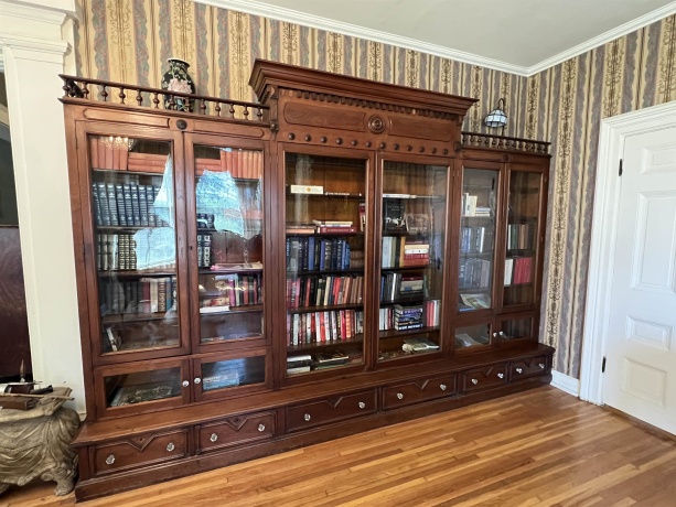 11373 US Highway 20, GALENA, Illinois 61036, 10 Bedrooms Bedrooms, ,8 BathroomsBathrooms,House,For Sale,US Highway 20,202502299