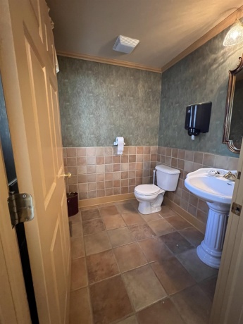 11373 US Highway 20, GALENA, Illinois 61036, 10 Bedrooms Bedrooms, ,8 BathroomsBathrooms,House,For Sale,US Highway 20,202502299