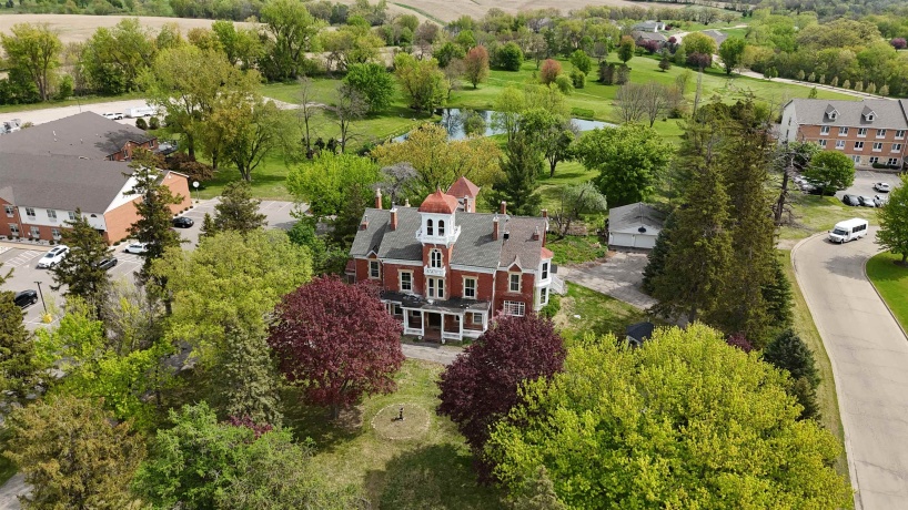 11373 US Highway 20, GALENA, Illinois 61036, 10 Bedrooms Bedrooms, ,8 BathroomsBathrooms,House,For Sale,US Highway 20,202502299