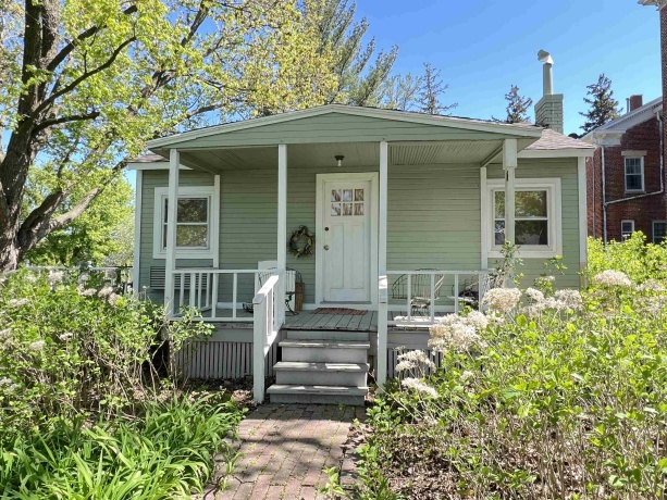 11373 US Highway 20, GALENA, Illinois 61036, 10 Bedrooms Bedrooms, ,8 BathroomsBathrooms,House,For Sale,US Highway 20,202502299