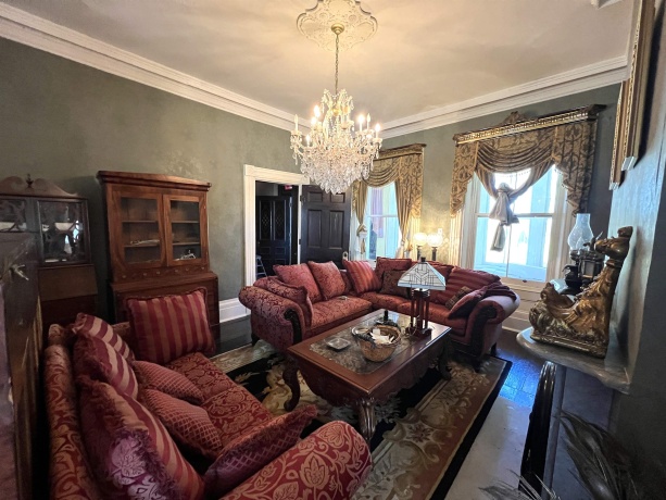 11373 US Highway 20, GALENA, Illinois 61036, 10 Bedrooms Bedrooms, ,8 BathroomsBathrooms,House,For Sale,US Highway 20,202502299