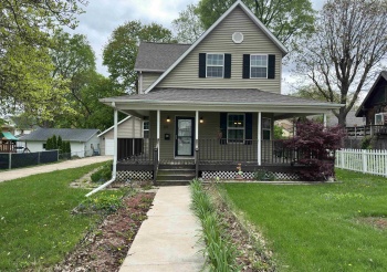 517 BRINTON, DIXON, Illinois 61021, 3 Bedrooms Bedrooms, ,2 BathroomsBathrooms,House,For Sale,BRINTON,202502318