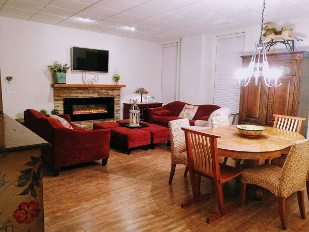 102 Market, MOUNT CARROLL, Illinois 61053, ,5+ Units,For Sale,Market,202502324