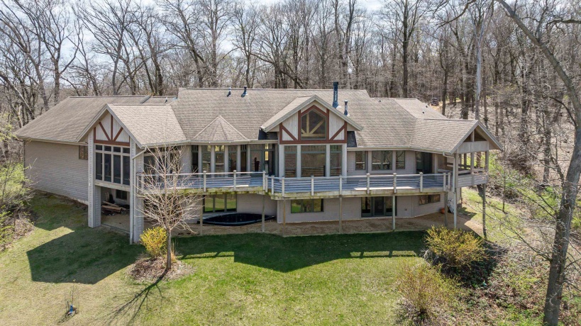 8616 Fisher, HANOVER, Illinois 61041, 4 Bedrooms Bedrooms, ,3 BathroomsBathrooms,House,For Sale,Fisher,202502338