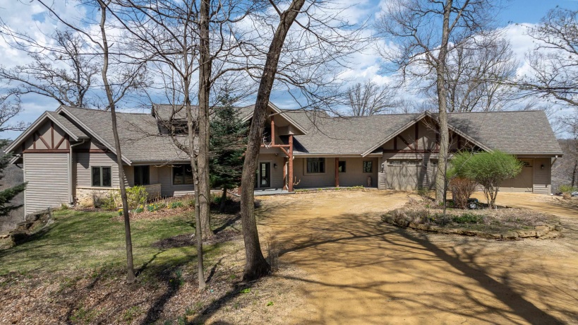 8616 Fisher, HANOVER, Illinois 61041, 4 Bedrooms Bedrooms, ,3 BathroomsBathrooms,House,For Sale,Fisher,202502338