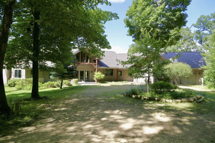 8616 Fisher, HANOVER, Illinois 61041, 4 Bedrooms Bedrooms, ,3 BathroomsBathrooms,House,For Sale,Fisher,202502338