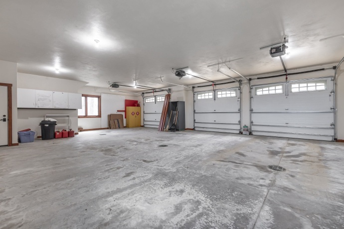 8616 Fisher, HANOVER, Illinois 61041, 4 Bedrooms Bedrooms, ,3 BathroomsBathrooms,House,For Sale,Fisher,202502338