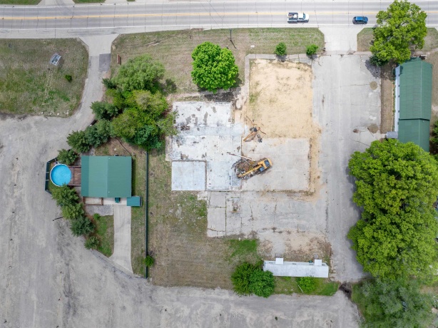 1012 VIADUCT, SAVANNA, Illinois 61074, 2 Bedrooms Bedrooms, ,2 BathroomsBathrooms,House,For Sale,VIADUCT,202502339