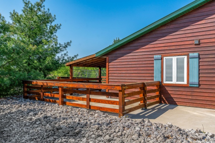 1012 VIADUCT, SAVANNA, Illinois 61074, 2 Bedrooms Bedrooms, ,2 BathroomsBathrooms,House,For Sale,VIADUCT,202502339