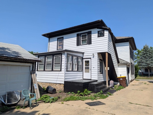 720 Carroll Ave, FREEPORT, Illinois 61032, ,2 Units,For Sale,Carroll Ave,202502373