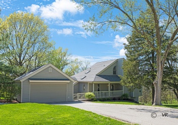 8 Northridge, GALENA, Illinois 61036, 3 Bedrooms Bedrooms, ,3 BathroomsBathrooms,House,For Sale,Northridge,202502309