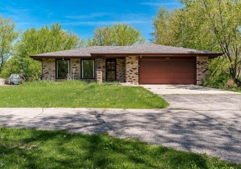 5615 Tipple, ROCKFORD, Illinois 61102, 3 Bedrooms Bedrooms, ,2 BathroomsBathrooms,House,For Sale,Tipple,202502390
