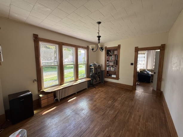 300 Holcomb, MILLEDGEVILLE, Illinois 61051, 3 Bedrooms Bedrooms, ,2 BathroomsBathrooms,House,For Sale,Holcomb,202502431