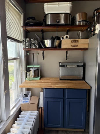 300 Holcomb, MILLEDGEVILLE, Illinois 61051, 3 Bedrooms Bedrooms, ,2 BathroomsBathrooms,House,For Sale,Holcomb,202502431