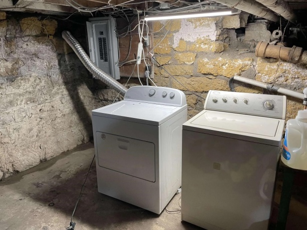 300 Holcomb, MILLEDGEVILLE, Illinois 61051, 3 Bedrooms Bedrooms, ,2 BathroomsBathrooms,House,For Sale,Holcomb,202502431