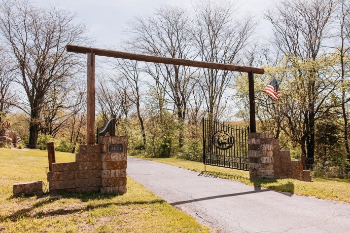 2105 Elizabeth Scales Mound, ELIZABETH, Illinois 61028, 4 Bedrooms Bedrooms, ,4 BathroomsBathrooms,House,For Sale,Elizabeth Scales Mound,202502434