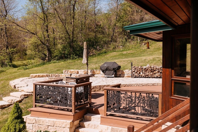 2105 Elizabeth Scales Mound, ELIZABETH, Illinois 61028, 4 Bedrooms Bedrooms, ,4 BathroomsBathrooms,House,For Sale,Elizabeth Scales Mound,202502434