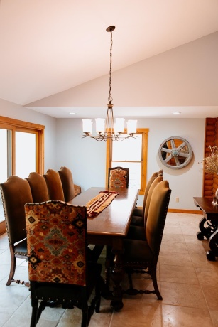 2105 Elizabeth Scales Mound, ELIZABETH, Illinois 61028, 4 Bedrooms Bedrooms, ,4 BathroomsBathrooms,House,For Sale,Elizabeth Scales Mound,202502434