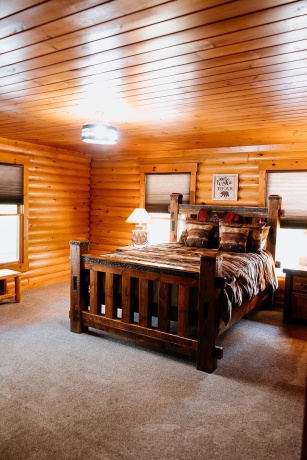 2105 Elizabeth Scales Mound, ELIZABETH, Illinois 61028, 4 Bedrooms Bedrooms, ,4 BathroomsBathrooms,House,For Sale,Elizabeth Scales Mound,202502434