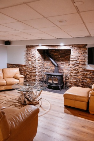 2105 Elizabeth Scales Mound, ELIZABETH, Illinois 61028, 4 Bedrooms Bedrooms, ,4 BathroomsBathrooms,House,For Sale,Elizabeth Scales Mound,202502434