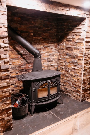 2105 Elizabeth Scales Mound, ELIZABETH, Illinois 61028, 4 Bedrooms Bedrooms, ,4 BathroomsBathrooms,House,For Sale,Elizabeth Scales Mound,202502434