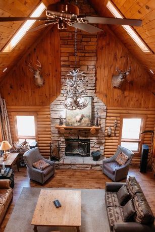 2105 Elizabeth Scales Mound, ELIZABETH, Illinois 61028, 4 Bedrooms Bedrooms, ,4 BathroomsBathrooms,House,For Sale,Elizabeth Scales Mound,202502434