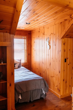 2105 Elizabeth Scales Mound, ELIZABETH, Illinois 61028, 4 Bedrooms Bedrooms, ,4 BathroomsBathrooms,House,For Sale,Elizabeth Scales Mound,202502434