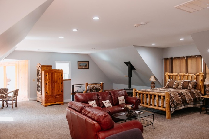 2105 Elizabeth Scales Mound, ELIZABETH, Illinois 61028, 4 Bedrooms Bedrooms, ,4 BathroomsBathrooms,House,For Sale,Elizabeth Scales Mound,202502434