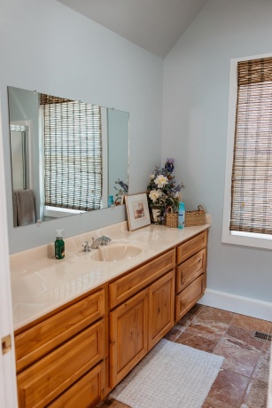 2105 Elizabeth Scales Mound, ELIZABETH, Illinois 61028, 4 Bedrooms Bedrooms, ,4 BathroomsBathrooms,House,For Sale,Elizabeth Scales Mound,202502434