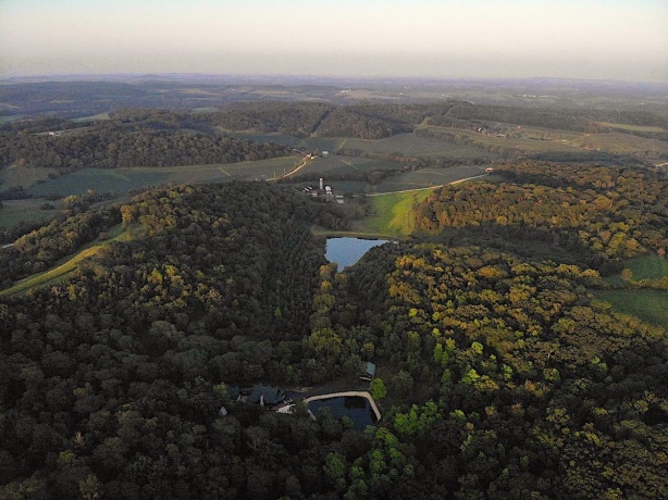 2105 Elizabeth Scales Mound, ELIZABETH, Illinois 61028, 4 Bedrooms Bedrooms, ,4 BathroomsBathrooms,House,For Sale,Elizabeth Scales Mound,202502434