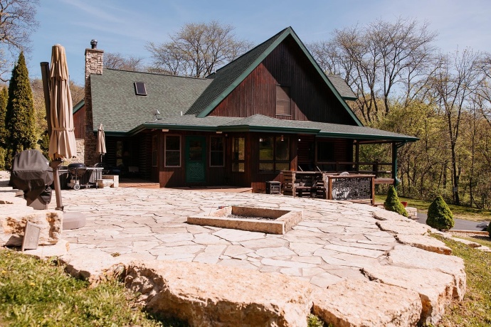 2105 Elizabeth Scales Mound, ELIZABETH, Illinois 61028, 4 Bedrooms Bedrooms, ,4 BathroomsBathrooms,House,For Sale,Elizabeth Scales Mound,202502434