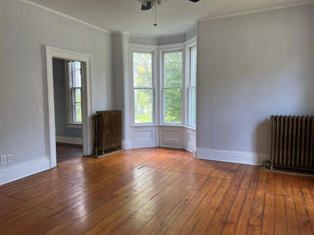 303 Park, GALENA, Illinois 61036, 3 Bedrooms Bedrooms, ,2 BathroomsBathrooms,House,For Sale,Park,202502447