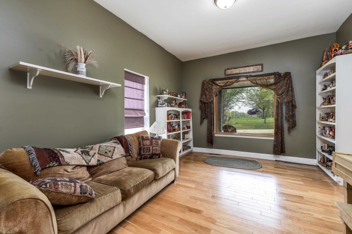 416 Galena, WARREN, Illinois 61087, 4 Bedrooms Bedrooms, ,3 BathroomsBathrooms,House,For Sale,Galena,202502492