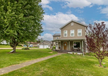 416 Galena, WARREN, Illinois 61087, 4 Bedrooms Bedrooms, ,3 BathroomsBathrooms,House,For Sale,Galena,202502492