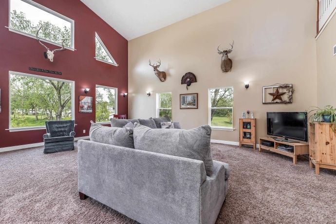 416 Galena, WARREN, Illinois 61087, 4 Bedrooms Bedrooms, ,3 BathroomsBathrooms,House,For Sale,Galena,202502492