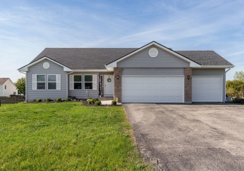 722 Ashleigh, ROSCOE, Illinois 61073, 3 Bedrooms Bedrooms, ,2 BathroomsBathrooms,House,For Sale,Ashleigh,202502493