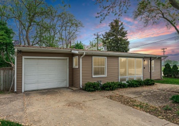 1103 CAMPUS HILLS, ROCKFORD, Illinois 61103, 3 Bedrooms Bedrooms, ,1 BathroomBathrooms,House,For Sale,CAMPUS HILLS,202502505