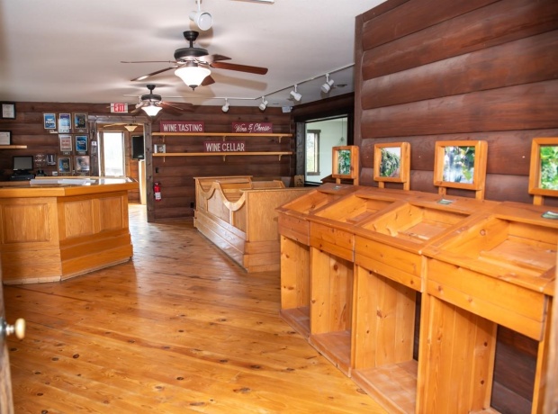 2003 Hanover, HANOVER, Illinois 61041, 4 Bedrooms Bedrooms, ,4 BathroomsBathrooms,House,For Sale,Hanover,202502520