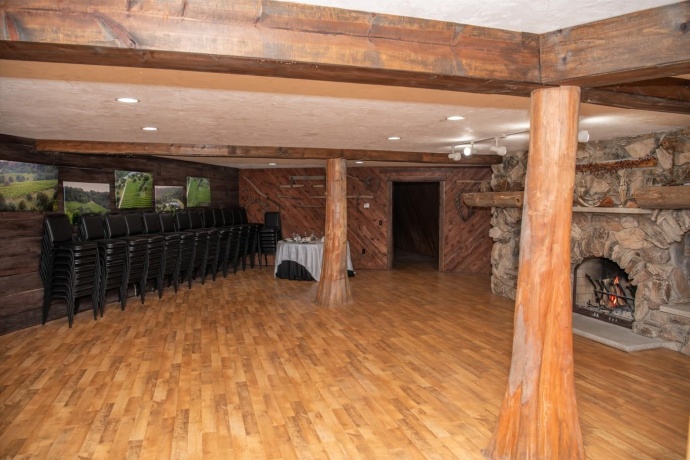 2003 Hanover, HANOVER, Illinois 61041, 4 Bedrooms Bedrooms, ,4 BathroomsBathrooms,House,For Sale,Hanover,202502520