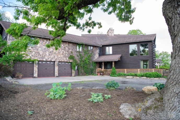 2003 Hanover, HANOVER, Illinois 61041, 4 Bedrooms Bedrooms, ,4 BathroomsBathrooms,House,For Sale,Hanover,202502520