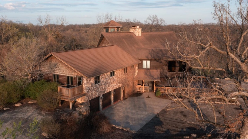 2003 Hanover, HANOVER, Illinois 61041, 4 Bedrooms Bedrooms, ,4 BathroomsBathrooms,House,For Sale,Hanover,202502520