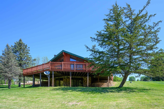 9 Oakmont, GALENA, Illinois 61036, 4 Bedrooms Bedrooms, ,2 BathroomsBathrooms,House,For Sale,Oakmont,202502539