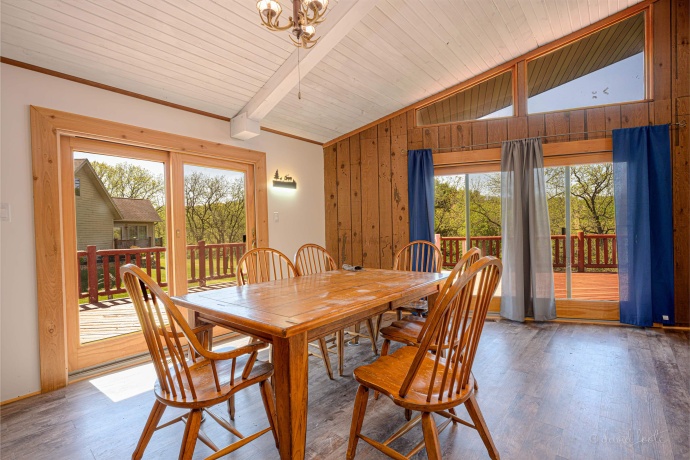 9 Oakmont, GALENA, Illinois 61036, 4 Bedrooms Bedrooms, ,2 BathroomsBathrooms,House,For Sale,Oakmont,202502539