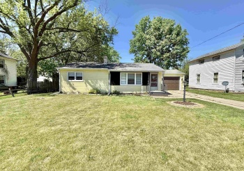 2390 New Milford Church, ROCKFORD, Illinois 61109, 2 Bedrooms Bedrooms, ,1 BathroomBathrooms,House,For Sale,New Milford Church,202502584