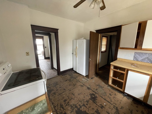 6 6th, SAVANNA, Illinois 61074, 3 Bedrooms Bedrooms, ,1 BathroomBathrooms,House,For Sale,6th,202502614